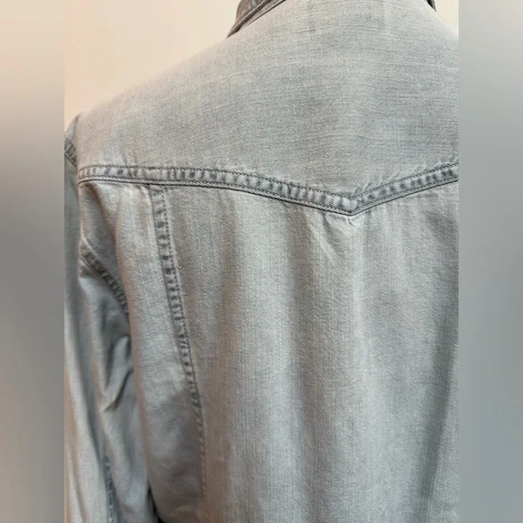 J. Crew Denim Chambray shirt 12 NWT - Picture 10 of 15